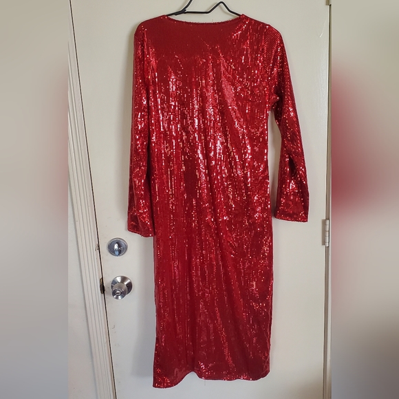 Red Sequin Dress-US size M/L - Picture 4 of 4
